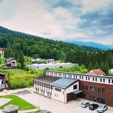 Aris Apartament Hotel Sinaia Zewnętrze zdjęcie